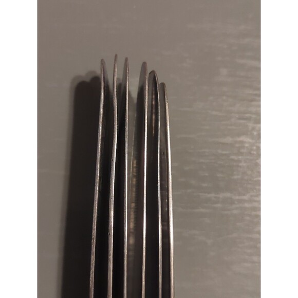 Oneida KENNETT SQUARE HH Distinction Deluxe Stainless Flatware Butter Knives 6 - Picture 12 of 12